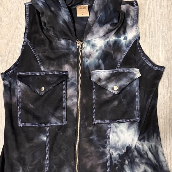 LIKE NEW! Women's Autumn Teneyl Tie Dye Sleeveless Jumpsuit - MEDIUM - Picture 2 of 11